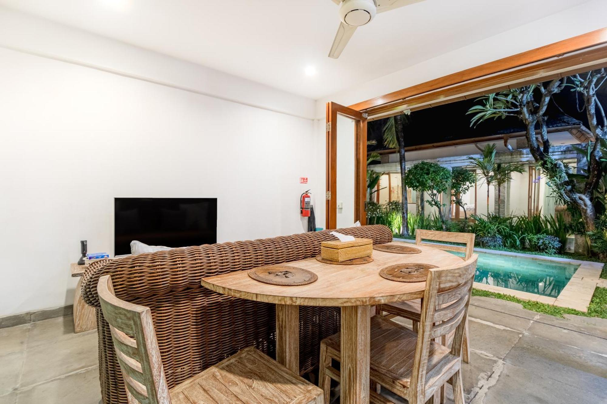 Two Lizards Beach Villas Sanur Εξωτερικό φωτογραφία