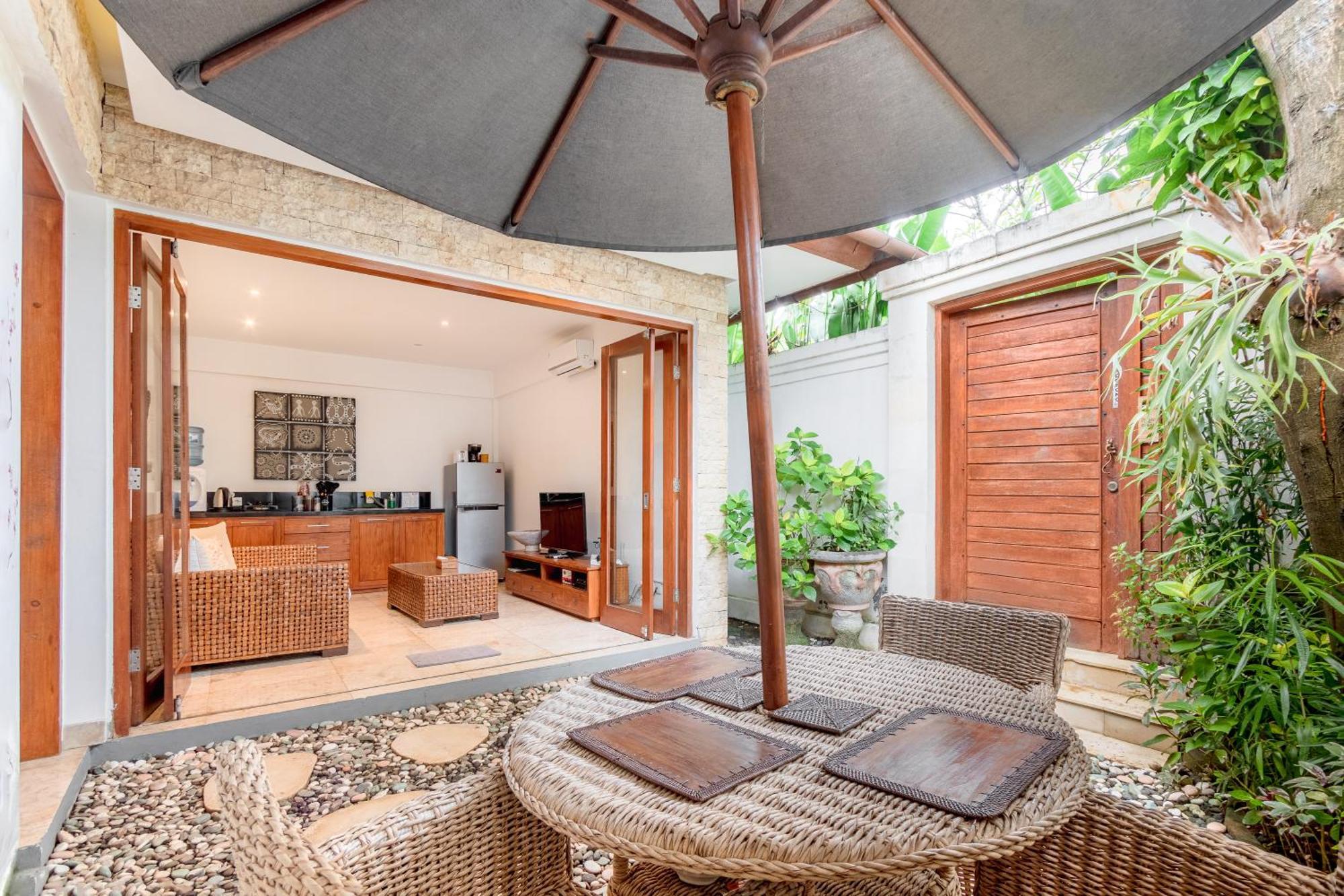 Two Lizards Beach Villas Sanur Εξωτερικό φωτογραφία